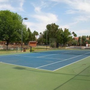 tennis courts at Summit Lake
